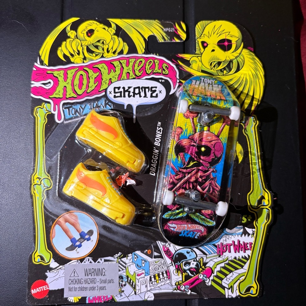 Hot Wheels Skate Tony Hawk Dragon Bones